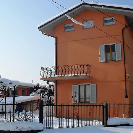 格拉萨度假屋 San Damiano dʼAsti